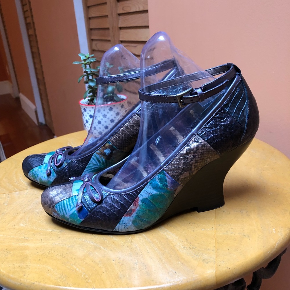Kenzie wedge sandal - Picture 2 of 5